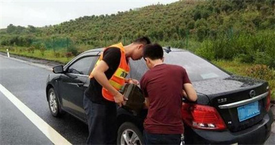 临颍永福道路救援